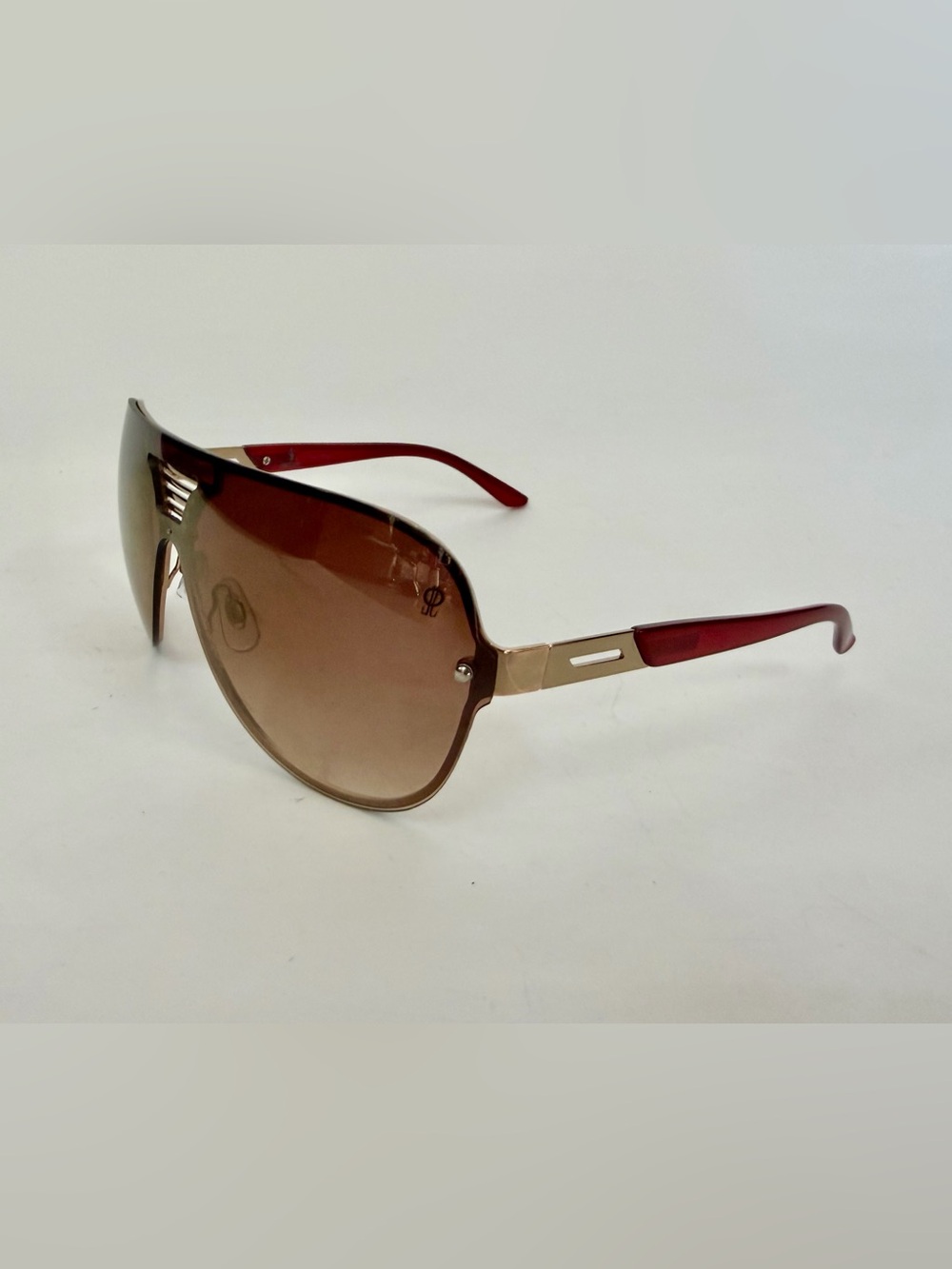 Jennifer Lopez Women’s Aviator Sunglasses Gold & Burgandy Wrap WJL71SG14